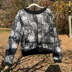 NWT $88 DRA | Lightweight Crewneck Sweater in Black with Metallic Silver